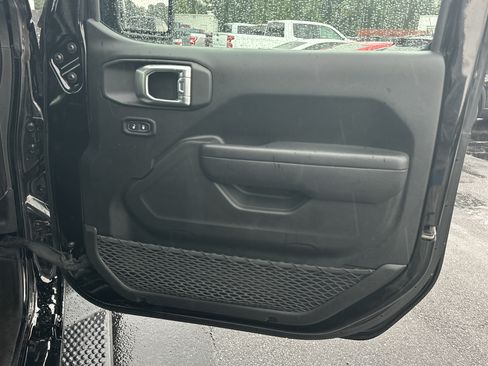 Used 2022 Jeep Wrangler Unlimited Sport AWD/4WD image 15