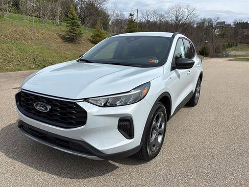 New 2026 Ford Escape ST-Line w/ Cold Weather Package image 8