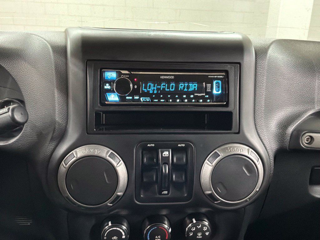 Used 2016 Jeep Wrangler Unlimited Sport w/ Quick Order Package 24S AWD/4WD image 14