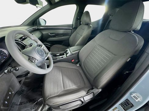 Certified 2024 Hyundai Santa Cruz SE FWD image 11