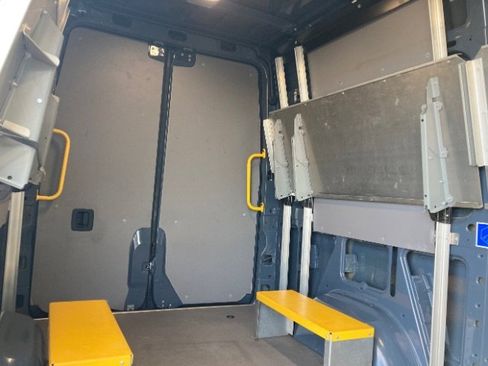 Used 2019 Mercedes-Benz Sprinter 144 image 36