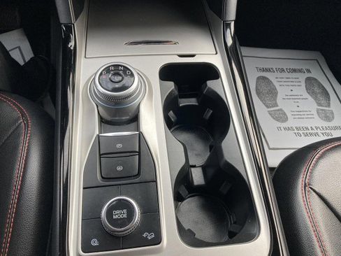 Certified 2022 Ford Explorer ST-Line w/ Class IV Trailer Tow Package image 17