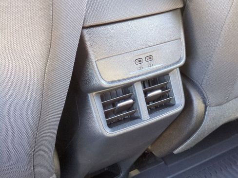 New 2026 Chevrolet Equinox LT image 21