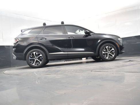 Certified 2023 Kia Sportage EX image 25