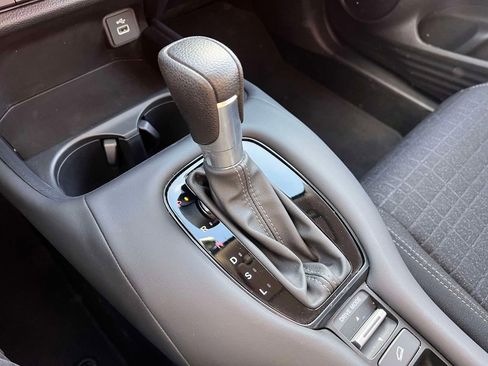 Used 2023 Honda HR-V LX image 29