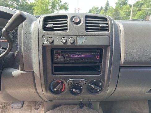 Used 2005 Chevrolet Colorado LS w/ Power Convenience Package image 14