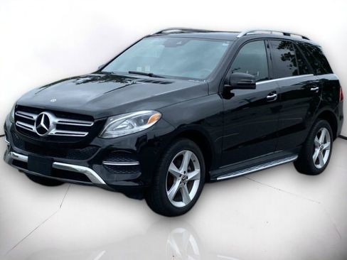 Used 2018 Mercedes-Benz GLE 350 4MATIC image 2
