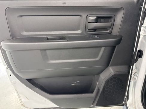 Used 2024 RAM 3500 Tradesman w/ Chrome Appearance Group image 24