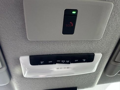 Used 2024 Nissan Kicks SV w/ Interior Electronics Package image 30