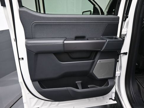 New 2026 Ford F150 Lariat w/ Equipment Group 501A Mid image 8