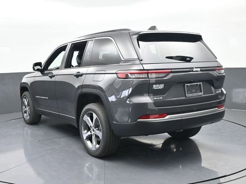 New 2026 Jeep Grand Cherokee Limited AWD/4WD image 4