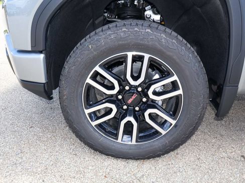 New 2026 GMC Sierra 1500 AT4 w/ AT4 Premium Package AWD/4WD image 36