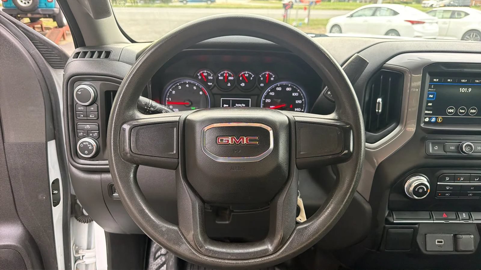 Used 2019 GMC Sierra 1500 4x4 Regular Cab image 14