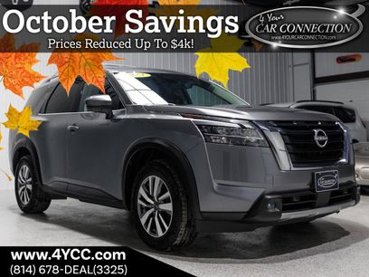 Used 2023 Nissan Pathfinder SL