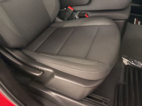 Used 2023 Chevrolet Silverado 1500 LT image 28