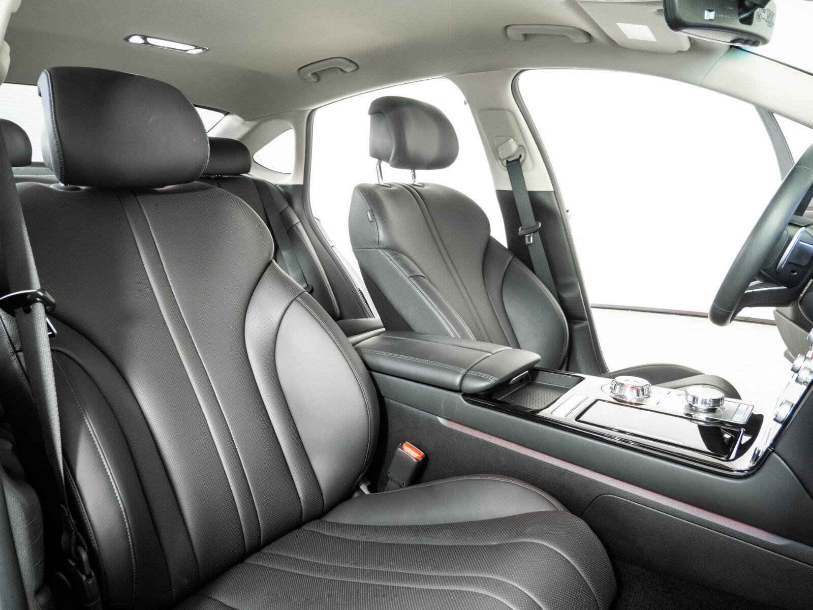 Used 2025 Genesis G80 2.5T AWD/4WD image 22
