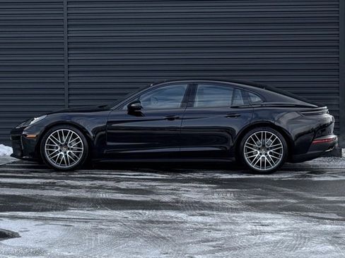 New 2026 Porsche Panamera 4 image 2