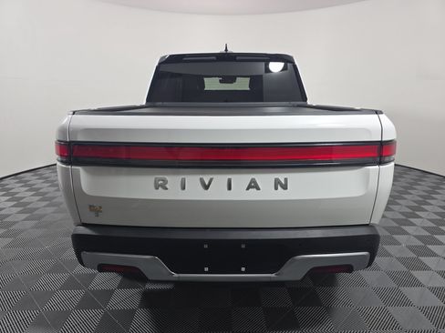 Used 2024 Rivian R1T Adventure AWD/4WD image 4