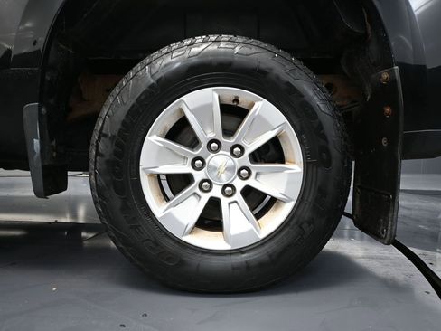 Used 2019 Chevrolet Silverado 1500 LT image 16