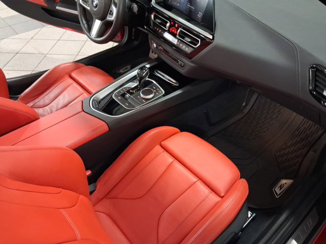 Used 2020 BMW Z4 sDrive30i w/ M Sport Package RWD image 22
