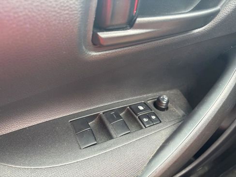 Used 2025 Toyota Corolla LE FWD image 21