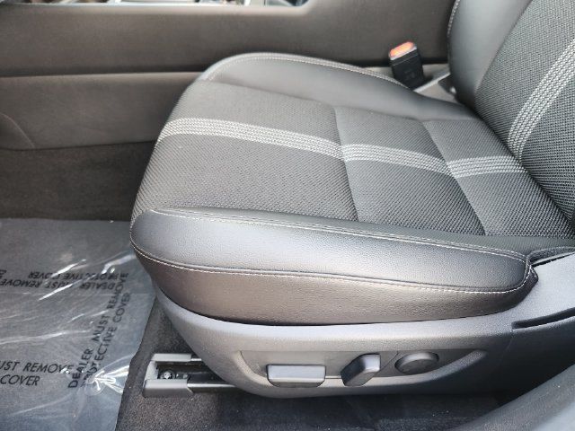 Used 2026 MAZDA CX-50 AWD 2.5 S w/ Preferred Pkg image 25