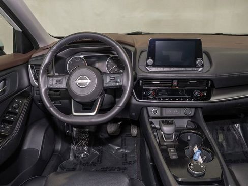 Certified 2023 Nissan Rogue SV w/ SV Premium Package image 7