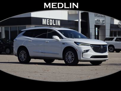 Used 2023 Buick Enclave Essence w/ Trailering Package, 5000 lbs.