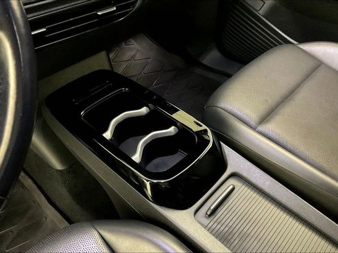 Used 2021 Volkswagen ID.4 Pro S w/ Gradient Package image 17