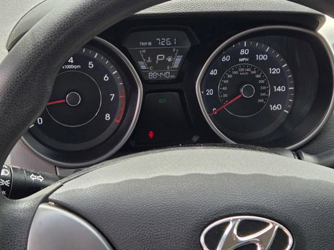 Used 2014 Hyundai Elantra SE FWD image 11
