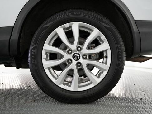 Used 2021 Nissan Rogue Sport S FWD image 59