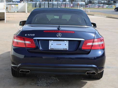 Used 2012 Mercedes-Benz E 550 Cabriolet image 11