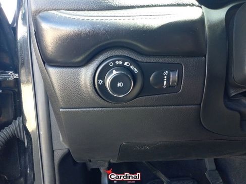 Used 2021 Dodge Durango GT image 33