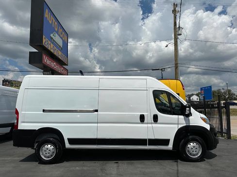 Used 2023 RAM ProMaster 2500 image 3