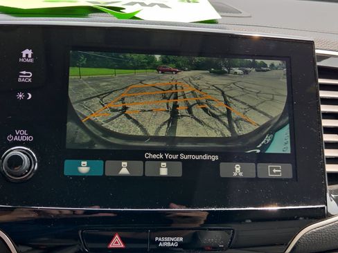 Used 2020 Honda Pilot Touring image 44