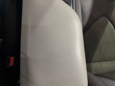 Used 2018 Toyota Camry LE w/ Audio Package image 21