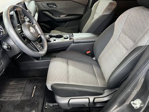 Used 2021 Nissan Rogue S AWD/4WD image 3