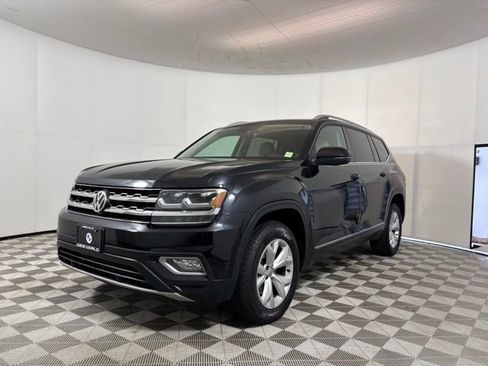 Used 2018 Volkswagen Atlas SEL AWD/4WD image 3