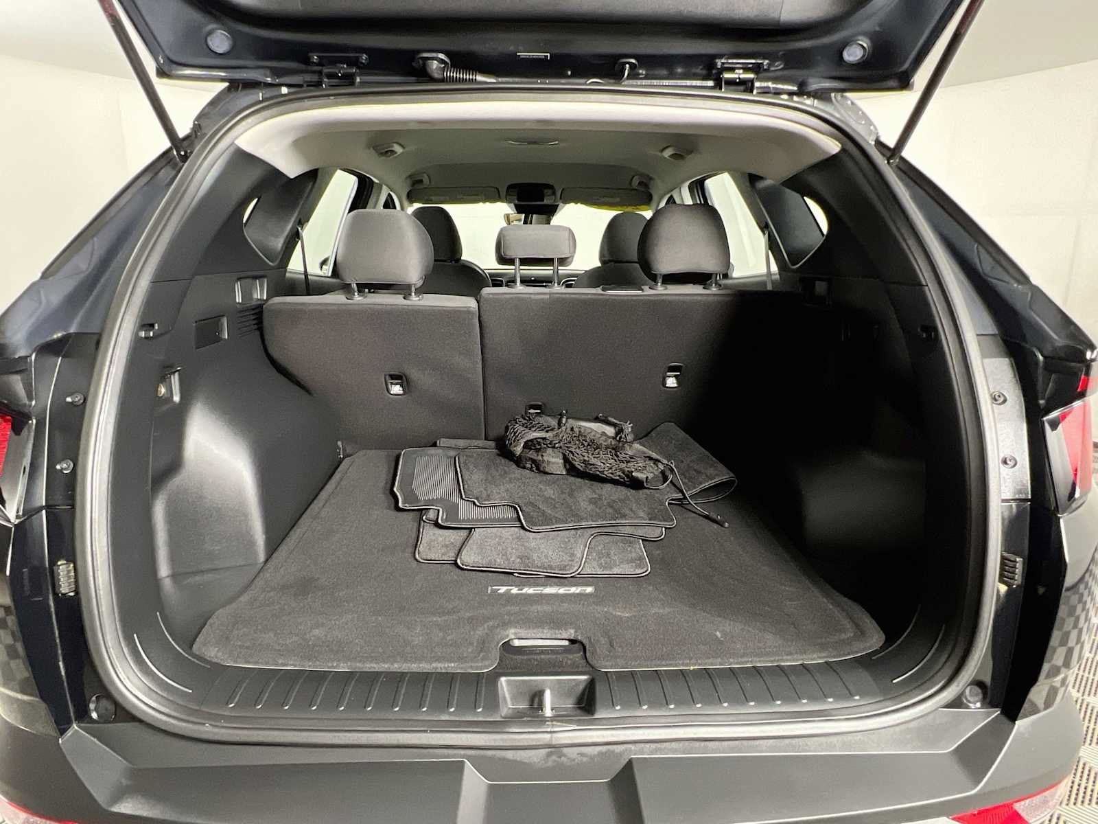 Certified 2024 Hyundai Tucson SE AWD/4WD image 24