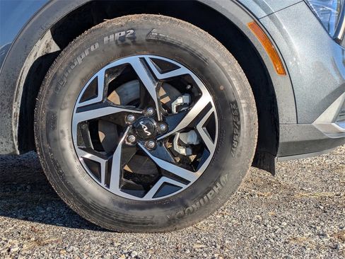 Used 2024 Kia Sportage LX image 10