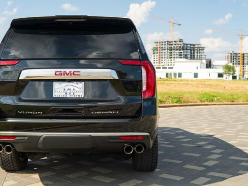 Used 2024 GMC Yukon Denali w/ Max Trailering Package image 18
