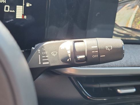 New 2026 Nissan Kicks SV image 31