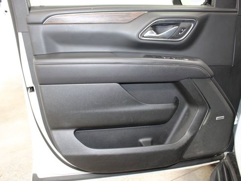 Used 2024 Chevrolet Tahoe Premier image 19