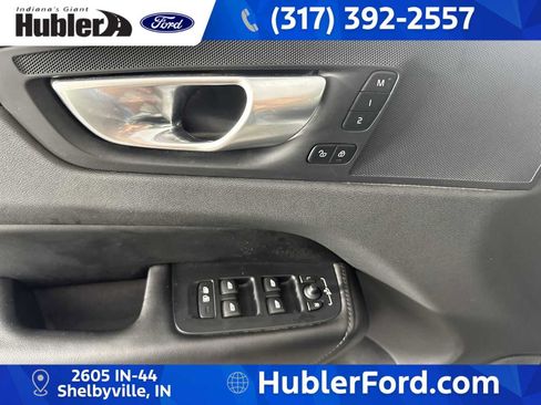 Used 2024 Volvo XC60 B5 Plus w/ Climate Package AWD/4WD image 12