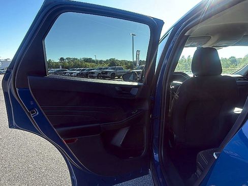 Used 2023 Ford Escape Active AWD/4WD image 22