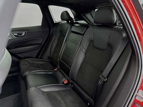 Used 2019 Volvo XC60 T5 R-Design w/ Protection Package Premier image 23