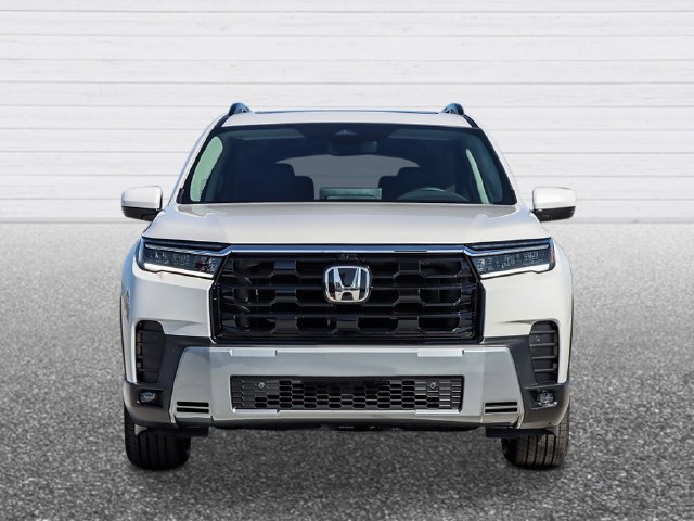 New 2026 Honda Pilot Touring image 6