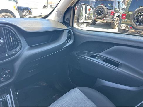 Used 2022 RAM ProMaster City Tradesman FWD image 16
