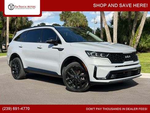Used 2022 Kia Sorento SX image 1
