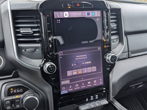 New 2026 RAM 1500 4x4 Crew Cab image 13